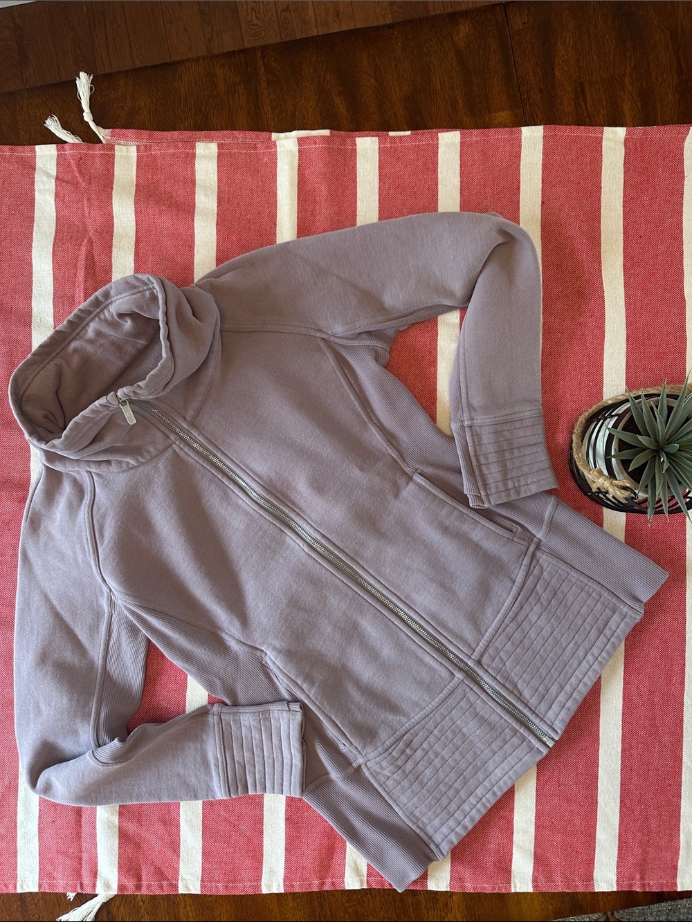 Lululemon Women’s Radiant II Jacket Violet Verbena Sz10